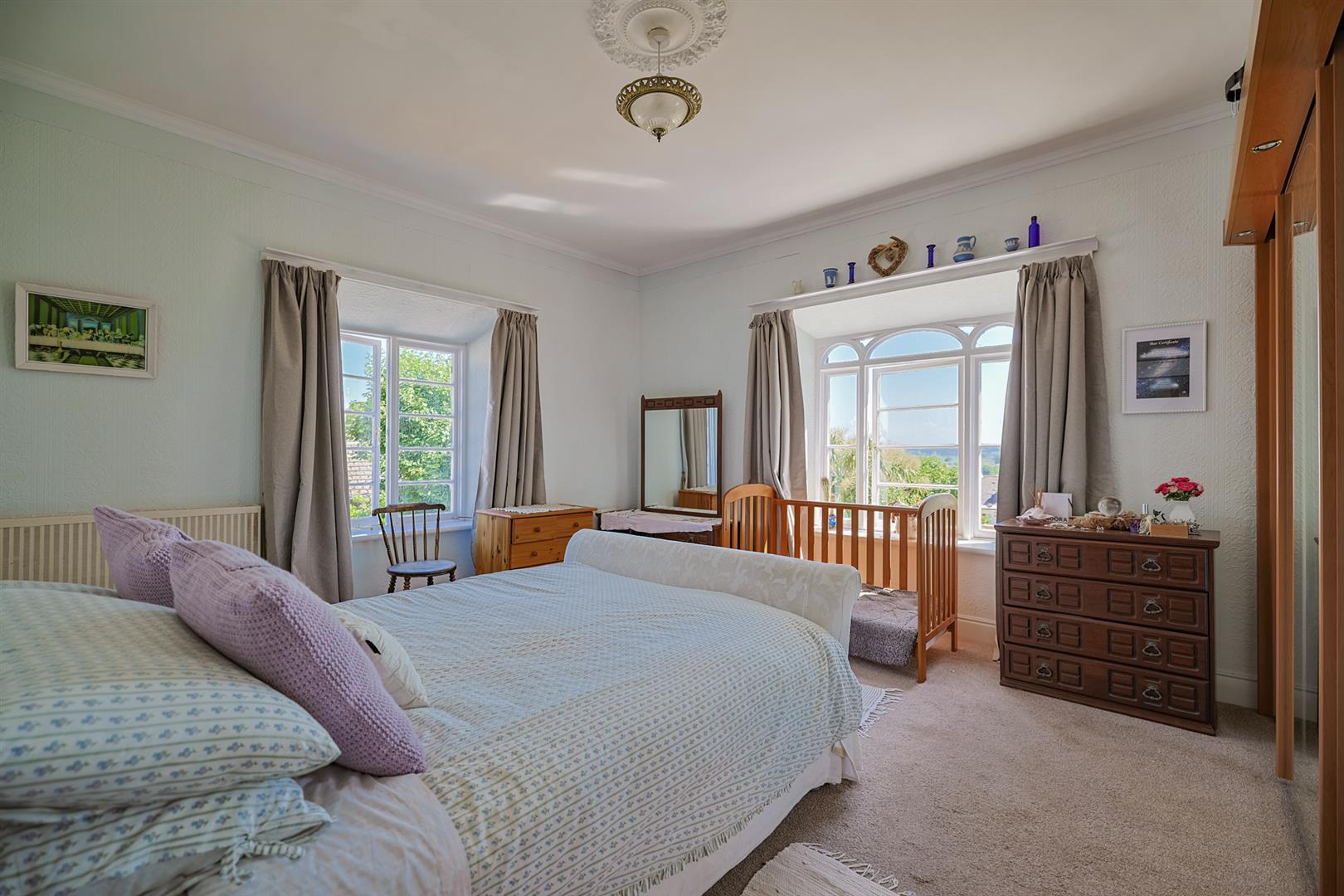 Highfield House, Tyisha Road, Llanelli, SA15 1RW